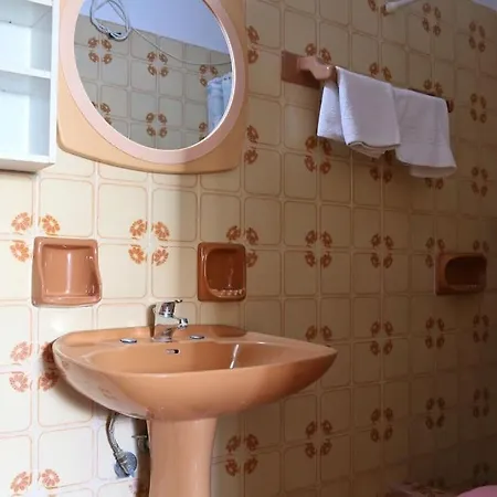 Apartment Seaview Selfcatering Helen No 1