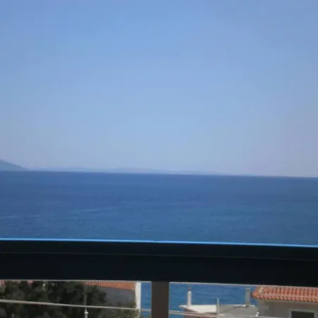 Seaview Selfcatering Studio Helen No 1 Apartment Xiropigado