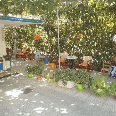 Seaview Selfcatering Helen No 1 Apartment *